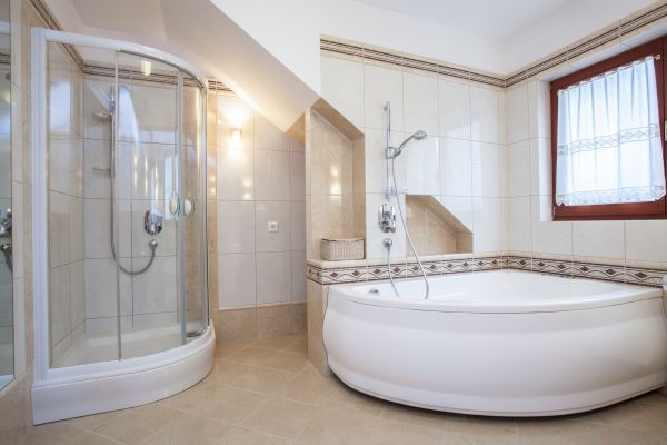 Oversized Bathtub Installation in Terre Haute