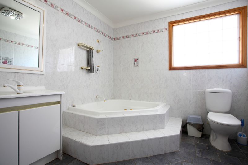 Top Bathtub Installation Companies in Brazil, IN